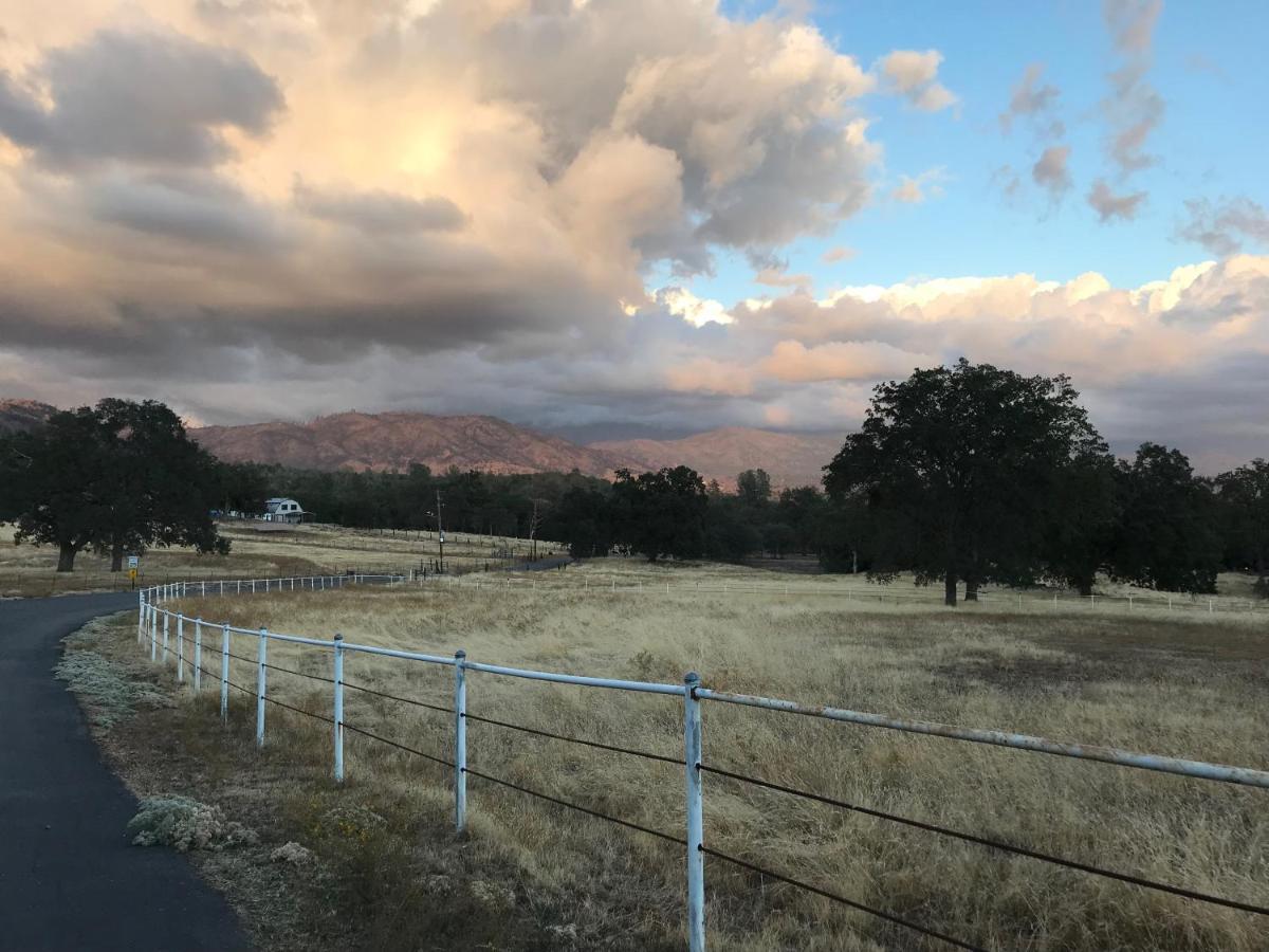 Morning Star Vista Near Yosemite - Countryside With Mountain Views Apartman Mariposa Kültér fotó